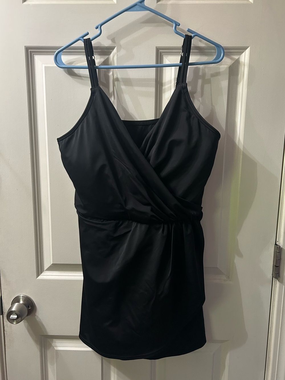Lands' End Black slender suit wrap swim dress size Large 14/16